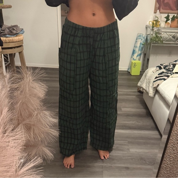 urban outfitters green plaid pants NWT - Picture 3 of 4